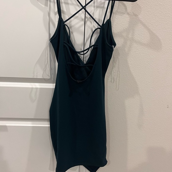 Emerald green Windsor dress - Picture 2 of 2